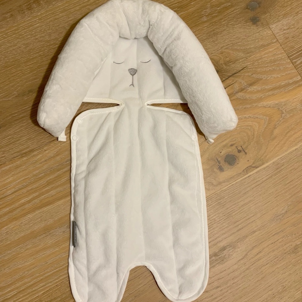 Car seat head support